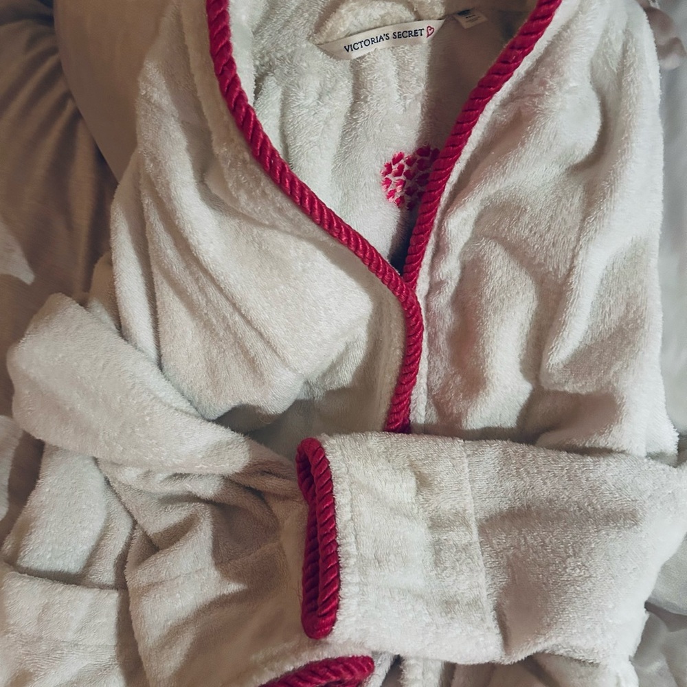 Victoria's Secret Cream Robe with Pink Accents